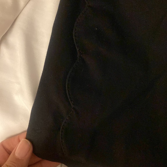 Banana republic black shorts with built-in belt - Picture 2 of 4